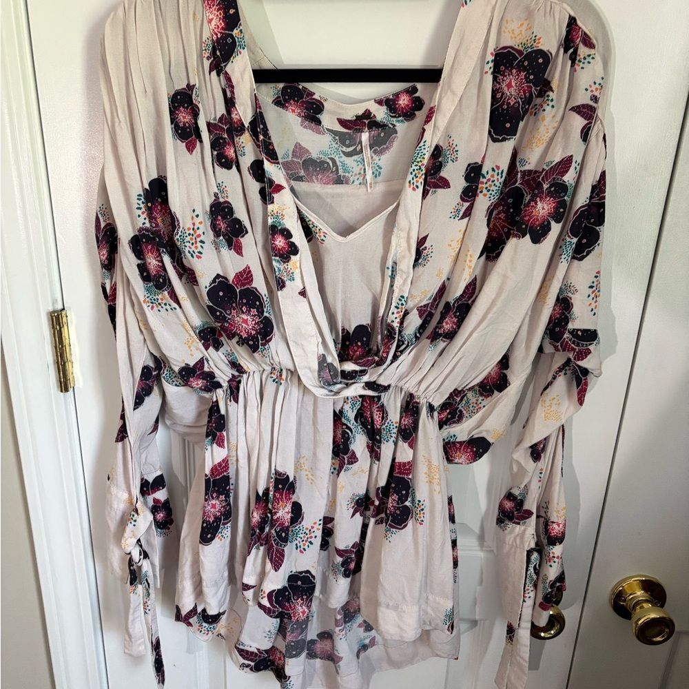 Free People Floral Print Boho Tunic Blouse Long Sleeve Tie Waist XS